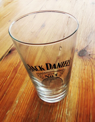 4 ORIGINAL GLASSES OF Jack Daniel's